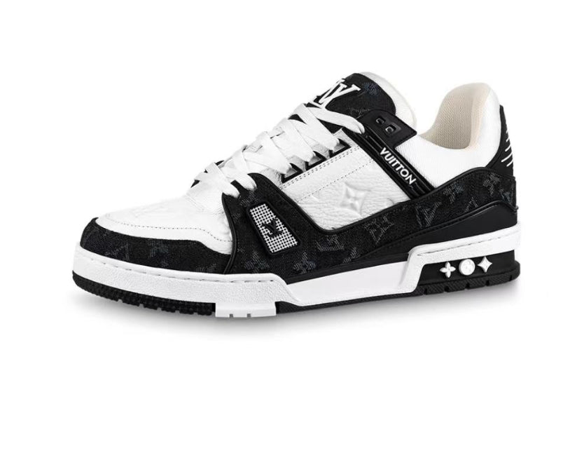 Louis Vuitton Trainer (Black White)