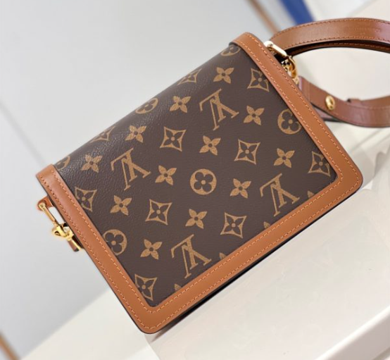 A-0018 Louis Vuitton Mini Dauphine M46537