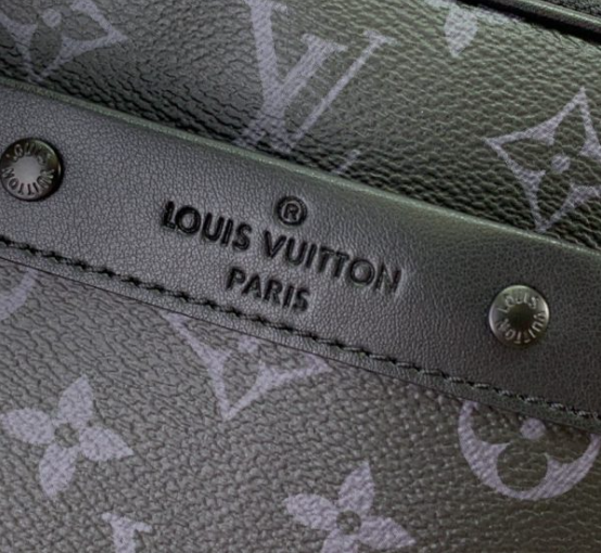 Louis Vuitton Alpha Messenger M46955