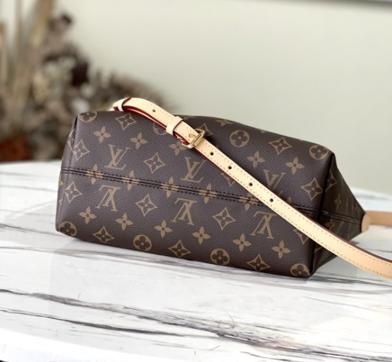 Louis Vuitton Boétie PM M45986