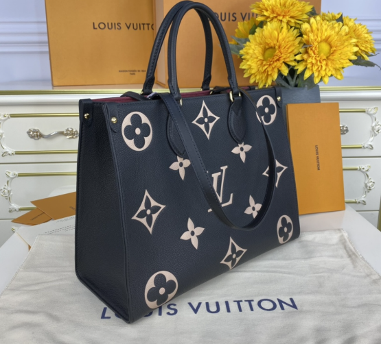 Louis Vuitton OnTheGo MM M45494