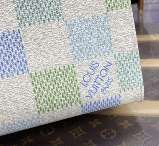 Louis Vuitton OnTheGo MM N40518