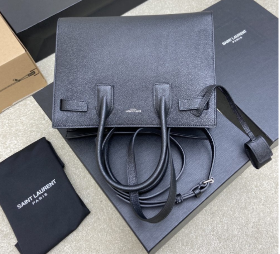 Saint Lauren Paris Handbag 398710