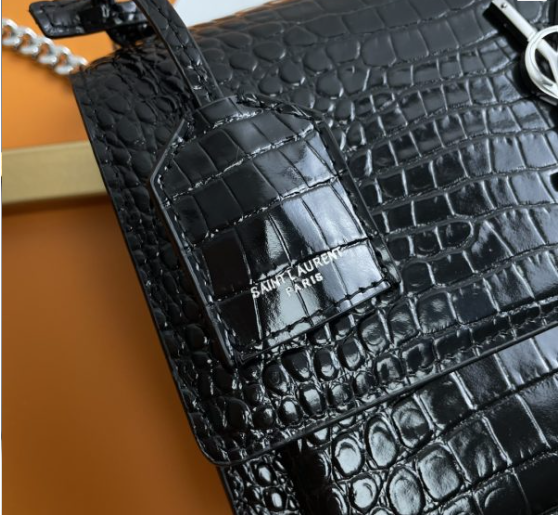 Saint Lauren Sunset Medium In Smooth Leather 442906