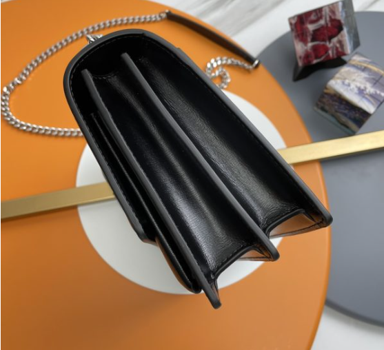 Saint Lauren Sunset Medium In Smooth Leather 442906