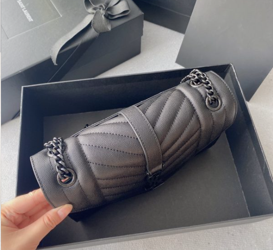 Saint Laurent Envelope Medium In Quilted Grain De Poudre Embossed Leather 487206