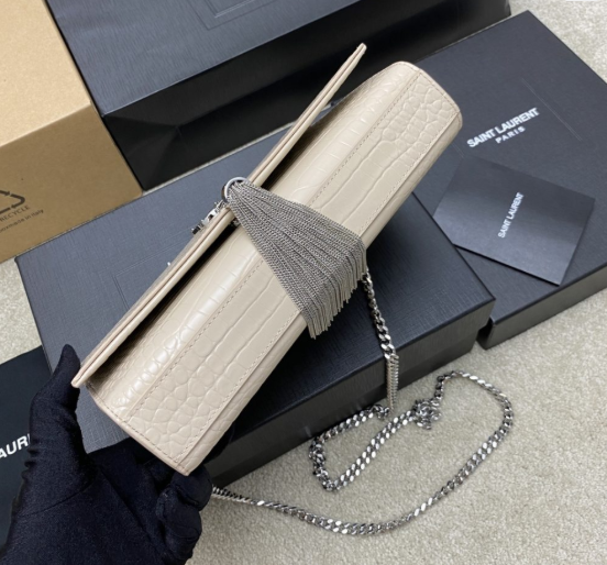 Saint Laurent Kate Small Tassel In Grain De Poudre Embossed Leather 474366