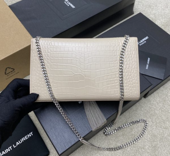 Saint Laurent Kate Small Tassel In Grain De Poudre Embossed Leather 474366