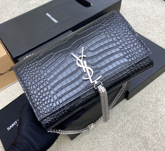 Saint Laurent Kate Small Tassel In Grain De Poudre Embossed Leather 474366