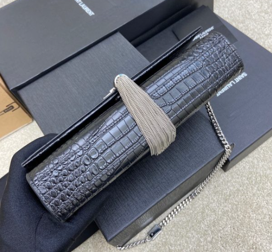 Saint Laurent Kate Small Tassel In Grain De Poudre Embossed Leather 474366