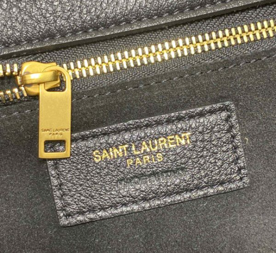 Saint Laurent Le 5 À 7 Bea In Grained Leather 763435