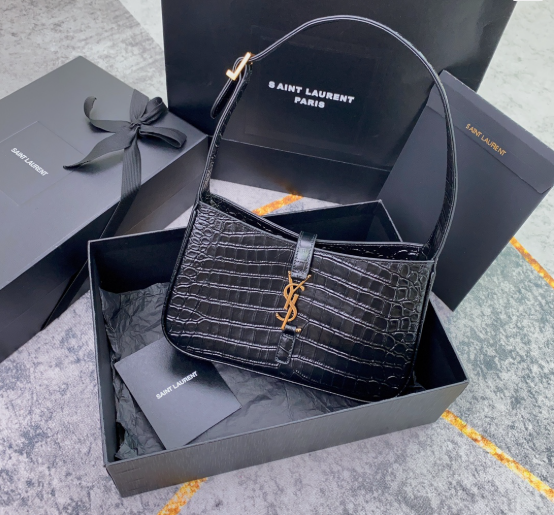 Saint Laurent Le 5 À 7 In Padded Lambskin 763419