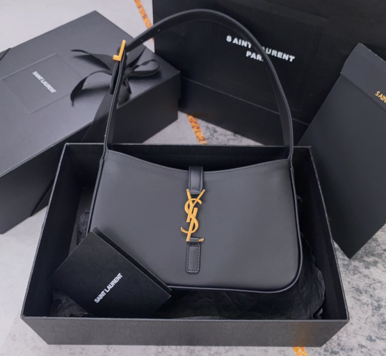 Saint Laurent Le 5 À 7 In Padded Lambskin 763419