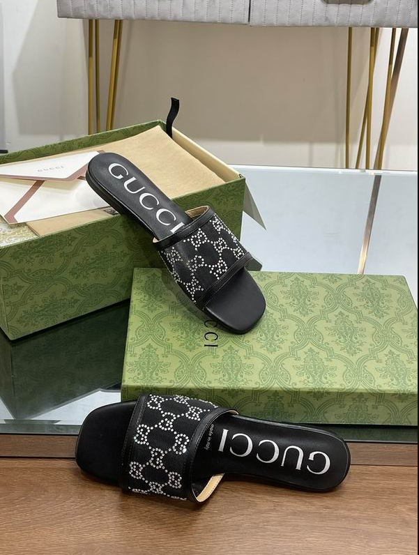 GG Crystal Monogram Slide