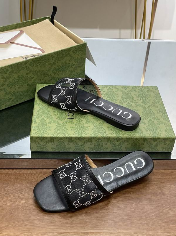 GG Crystal Monogram Slide