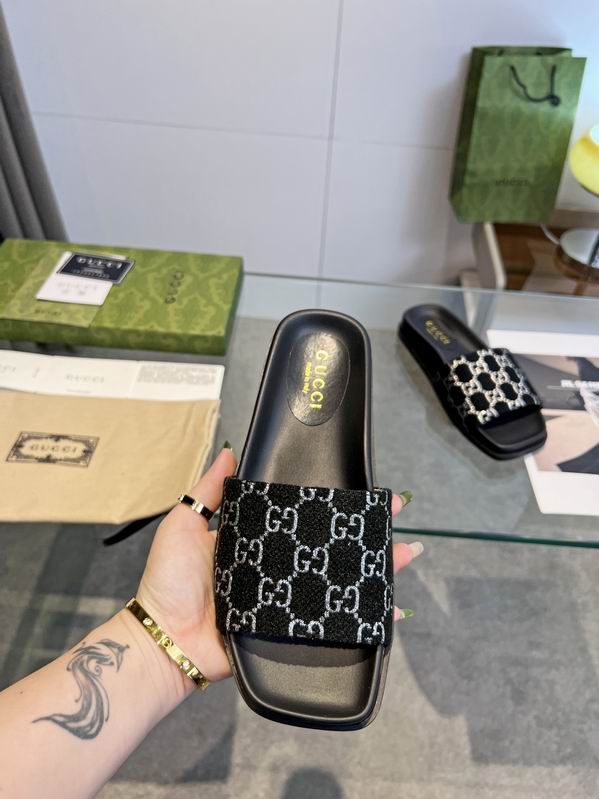 GG Noir Signature Monogram Slides