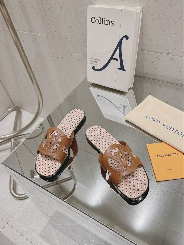 LV Ivory/ Cognac Crest Monogram Slides