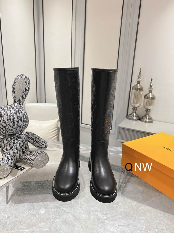 LV Obsidian Crest Knee-High Lug Boots