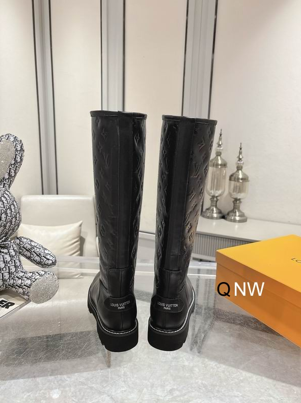 LV Obsidian Crest Knee-High Lug Boots