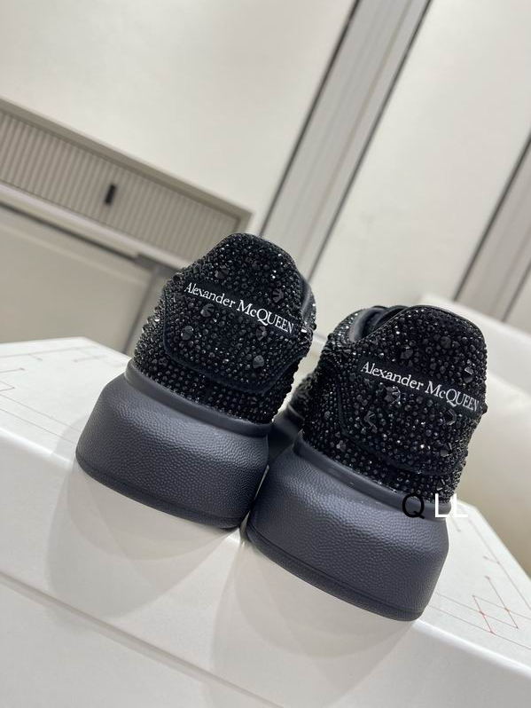 AMQ Crystal Crest Oversized Sneakers Black