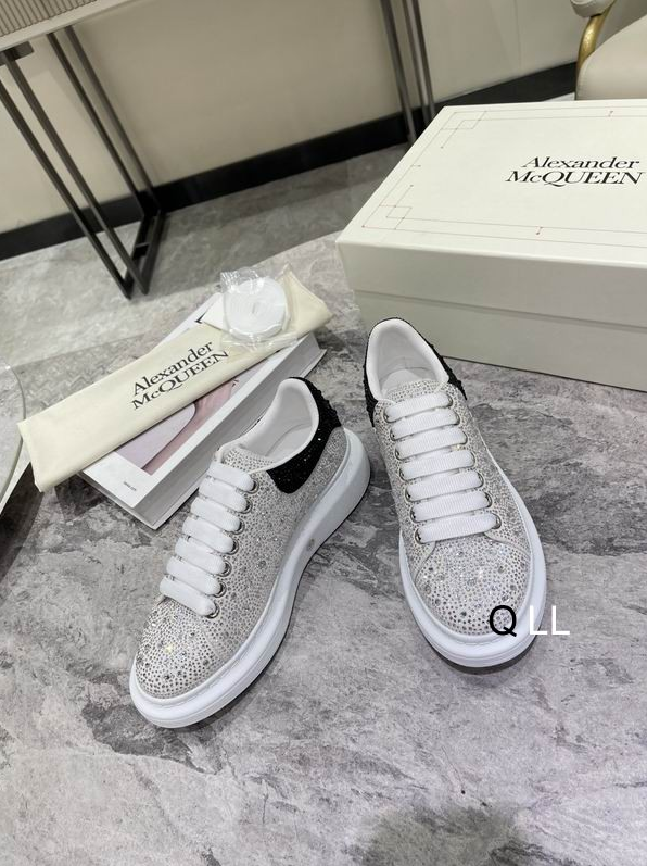 AMQ Crystal Crest Oversized Sneakers Grey and Black