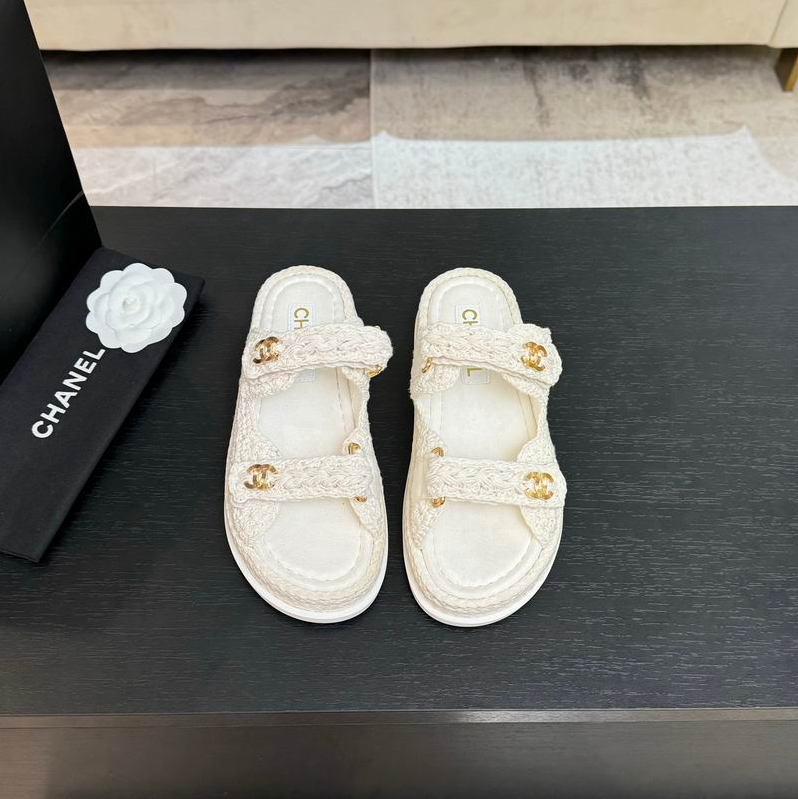 CC Braided Crest Comfort Sandals
