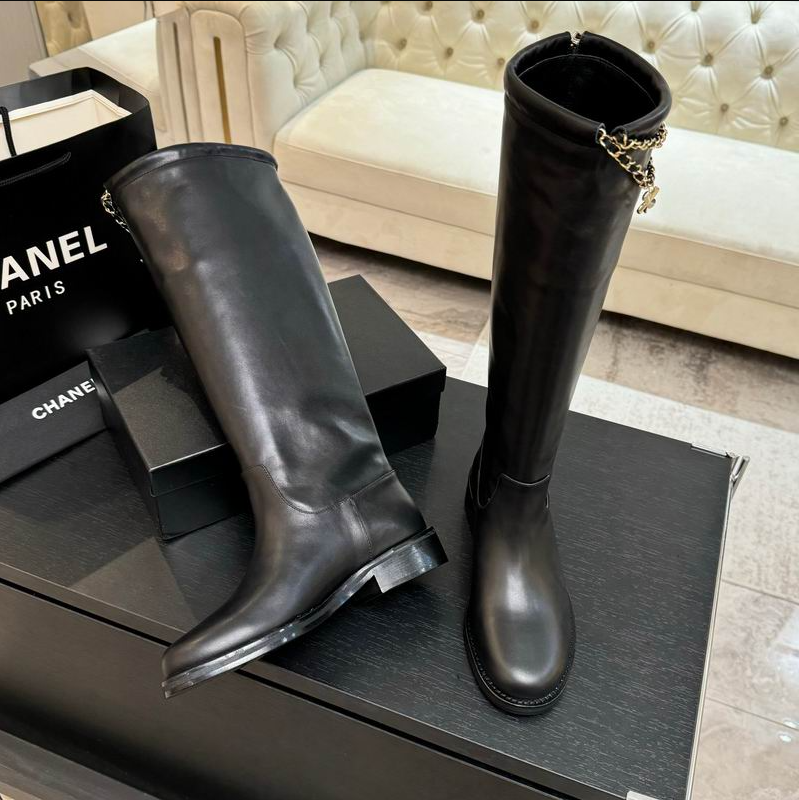 CC Chain Crest Tall Leather Boots