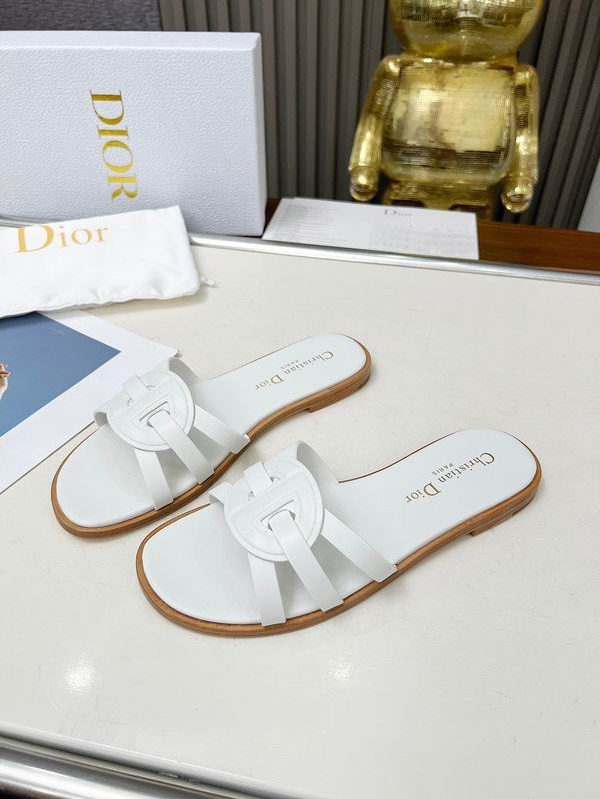 CD Interlock Crest Leather Slides