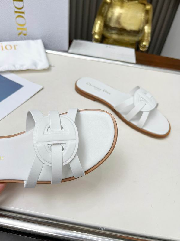 CD Interlock Crest Leather Slides