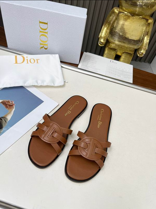 CD Interlock Crest Leather Slides