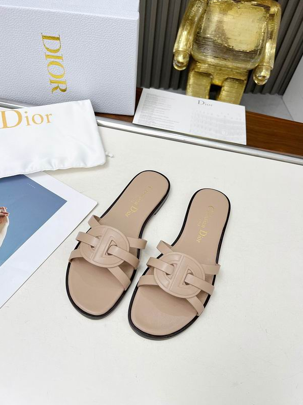 CD Interlock Crest Leather Slides