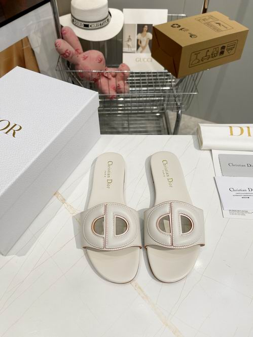 CD Signature Buckle Comfort Slide