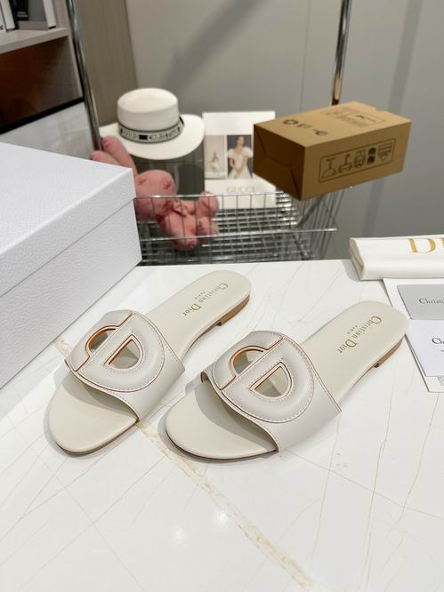 CD Signature Buckle Comfort Slide