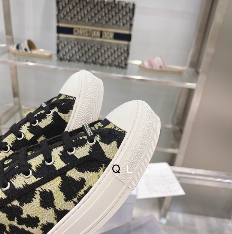 CD Animal Pattern Canvas Platform Sneakers