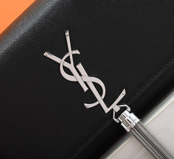 Saint Laurent Kate Small Tassel In Grain De Poudre Embossed Leather 474366